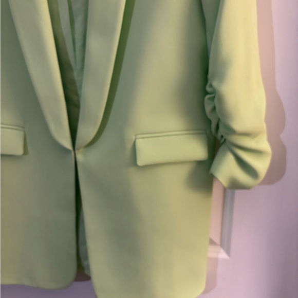 Stunning Gianni Bini Spring Green Blazer Sz 12 NWOT - Picture 5 of 10